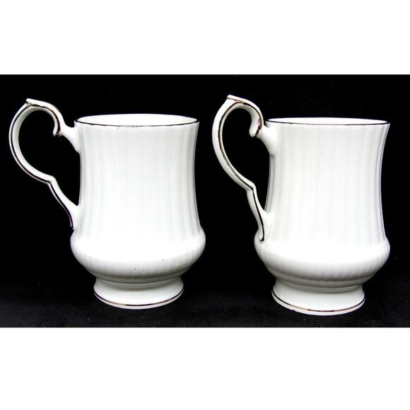 Royal Windsor Fine China Birds Floral Tea Cups (2) - Picture 3 of 12